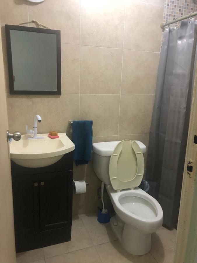 777 Lenderman Hostal 777 Канкун Экстерьер фото